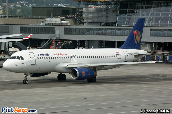 Airbus A320-231 (EgyptAir)