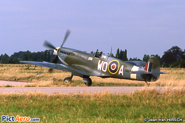 Supermarine Spitfire MkIXB (Merlin Aviation)
