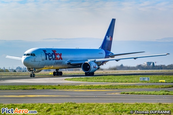 Boeing 767-3S2F(ER) (FedEx)