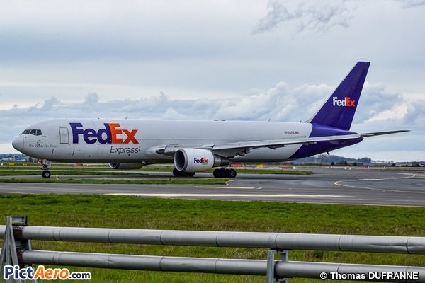 Boeing 767-3S2F(ER) (FedEx Express)