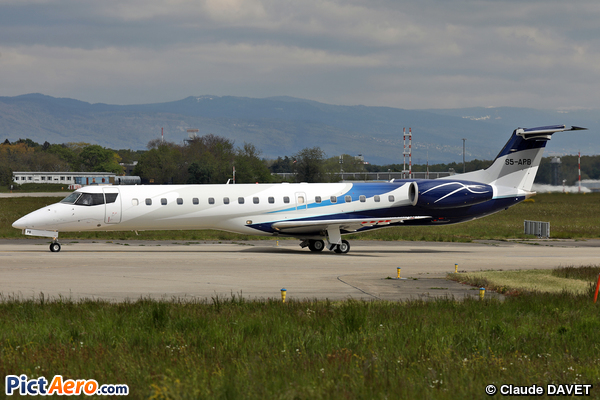 Embraer ERJ-145EP (AlpAvia)