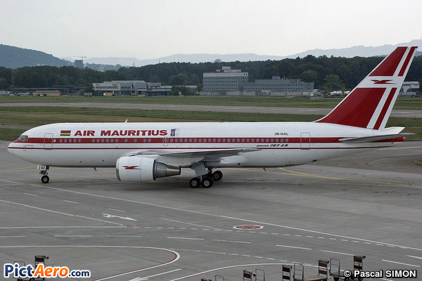 Boeing 767-23B/ER (Air Mauritius)