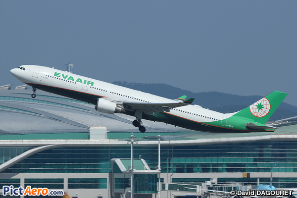 Airbus A330-302 (Eva Air)