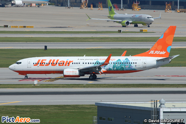 Boeing 737-8AS (Jeju Air)