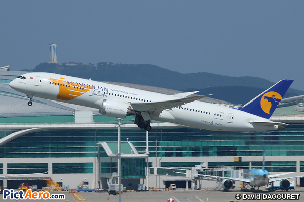 Boeing 787-9 Dreamliner (MIAT Mongolian Airlines)
