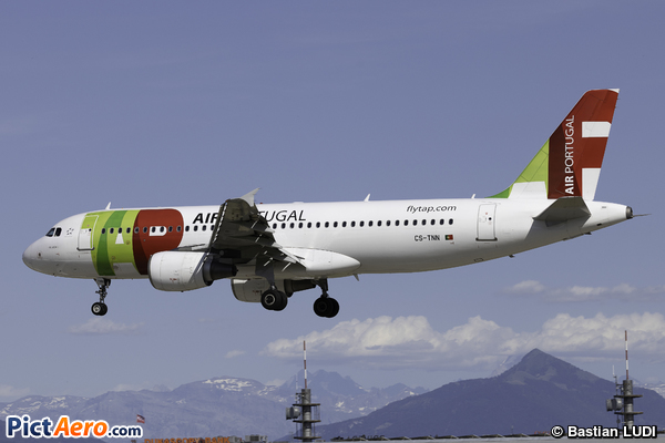 Airbus A320-214 (TAP Portugal)