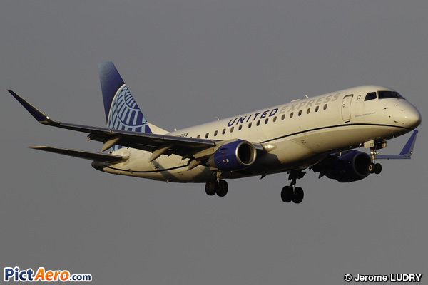 Embraer ERJ-170-200LR (Republic Airlines) Embraer ERJ-170-200LR (Republic Airlines)