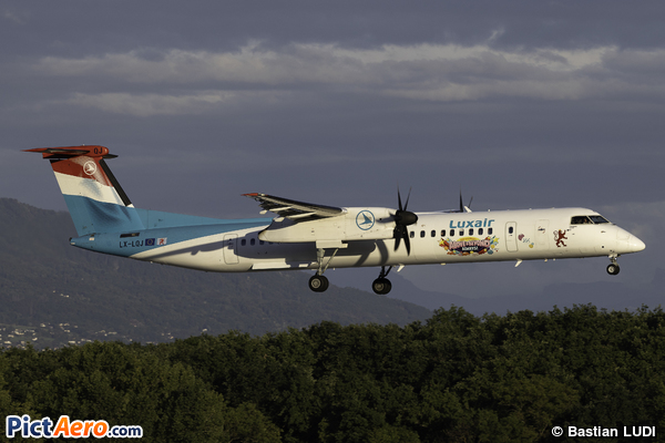 Bombardier Dash 8-Q402 (Luxair - Luxembourg Airlines)
