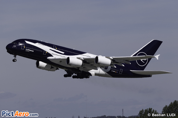 Airbus A380-841 (Lufthansa)
