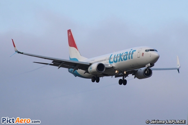 Boeing 737-86J (Luxair - Luxembourg Airlines)