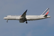 Airbus A220-371 