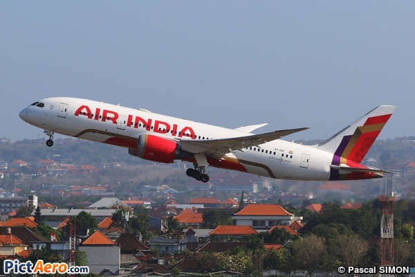 Boeing 787-8 Dreamliner (Air India) Boeing 787-8 Dreamliner (Air India)