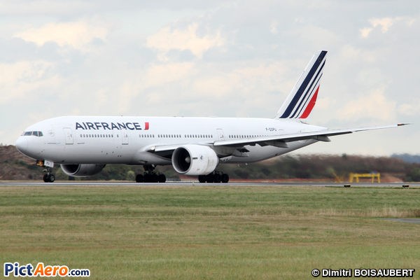 Boeing 777-228(ER) (Air France) Boeing 777-228(ER) (Air France)