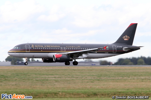 Airbus A320-232 (Royal Jordanian)
