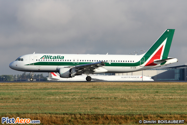 Airbus A320-216 (Alitalia)