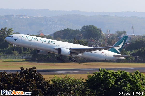 Boeing 777-367 (Cathay Pacific Airways)