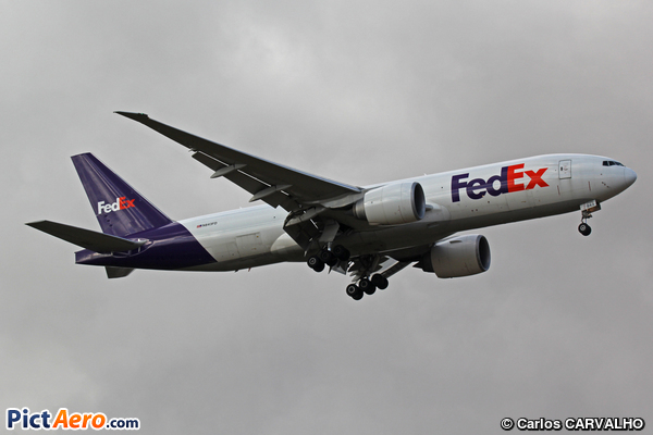 Boeing 777-FHT (FedEx)