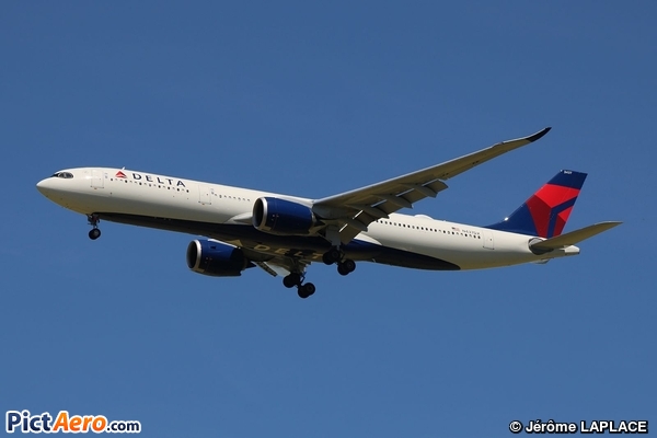 Airbus A330-941 (Delta Air Lines) Airbus A330-941 (Delta Air Lines)