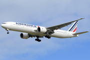 Boeing 777-328ER