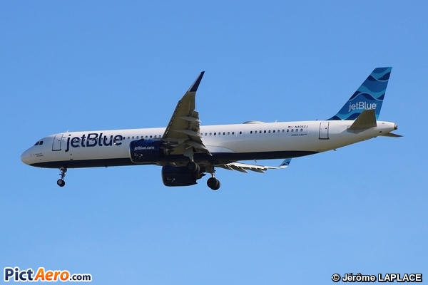 Airbus A321-271NX (JetBlue Airways) Airbus A321-271NX (JetBlue Airways)