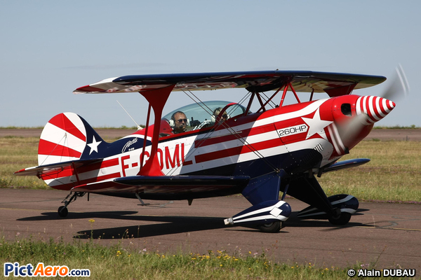 Pitts S-2B (Private / Privé) Pitts S-2B (Private / Privé)