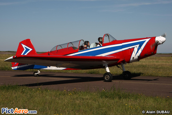 Zlin Z-526 AFS Trener Master (Private / Privé) Zlin Z-526 AFS Trener Master (Private / Privé)