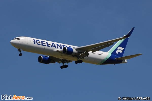 Boeing 767-319(ER) (Icelandair) Boeing 767-319(ER) (Icelandair)