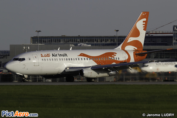 Boeing 737-2S2C(Adv) (Air Inuit) Boeing 737-2S2C(Adv) (Air Inuit)
