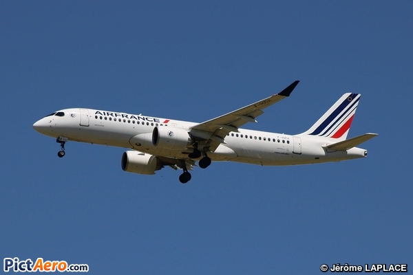 Airbus A220-371  (Air France)