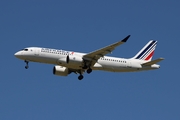 Airbus A220-371 