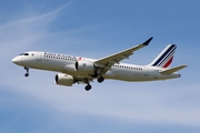 Airbus A220-371 