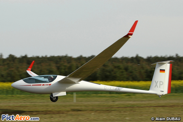  Schleicher ASH 31 Mi (Private / Privé)
