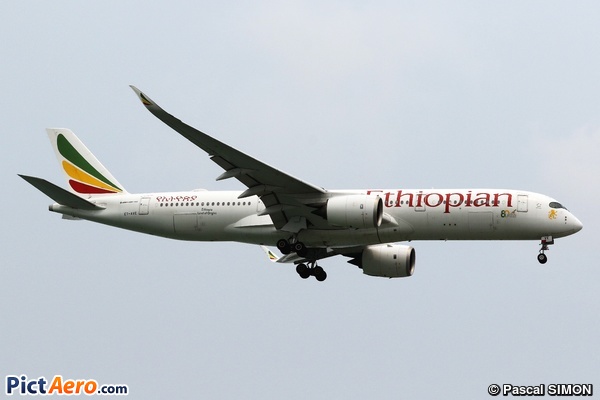 Airbus A350-941 (Ethiopian Airlines) Airbus A350-941 (Ethiopian Airlines)