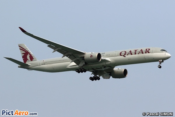 Airbus A350-1041 (Qatar Airways) Airbus A350-1041 (Qatar Airways)