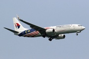 Boeing 737-8H6