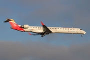 Bombardier CRJ-1000 (EC-MJP) Bombardier CRJ-1000 (EC-MJP)