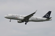 Airbus A320-214 (OO-SNQ)