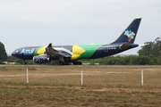 Airbus A330-243 (PR-AIV)