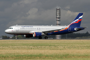 Airbus A321-231 (G-EUXF) Airbus A321-231 (G-EUXF)