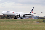 Boeing 777-328ER (F-GZNG)