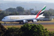 Airbus A380-842 (A6-EUQ)