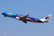 Airbus A330-323 (9M-MTM)