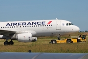 Airbus A320-214 (F-GKXV)